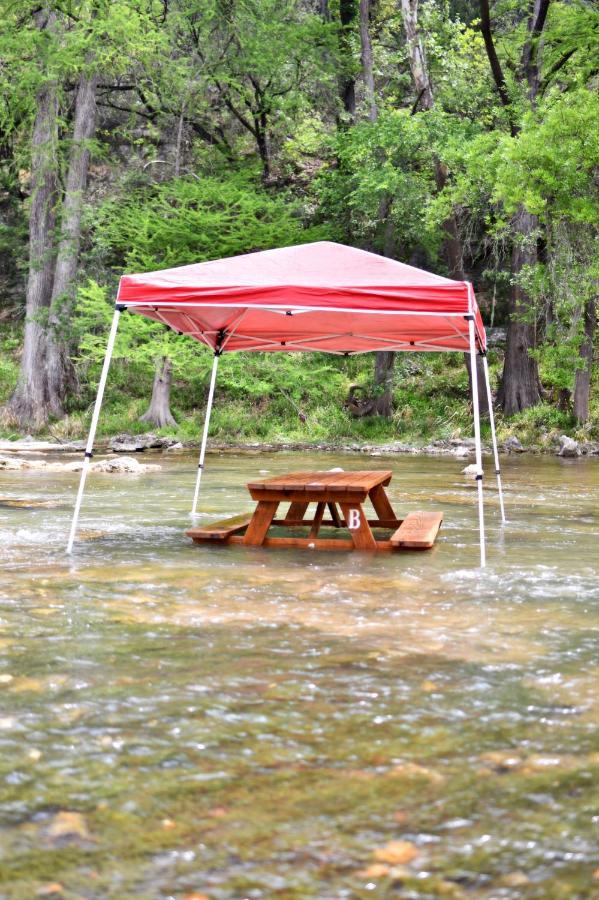 Son'S Guadalupe Glamping Tents - Adorable Riverside Glamping Tents Perfect A Family Getaway! New Braunfels Exterior photo